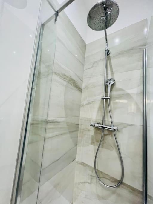 Charmant Petit Appartement. Liège Dış mekan fotoğraf